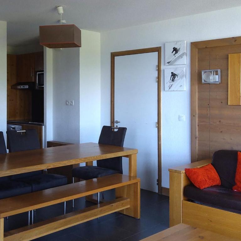 Arc 1600: Appartement 3 pièces, 8 personnes, piscine, parking - FR-1-411-941 - Apartment - 2