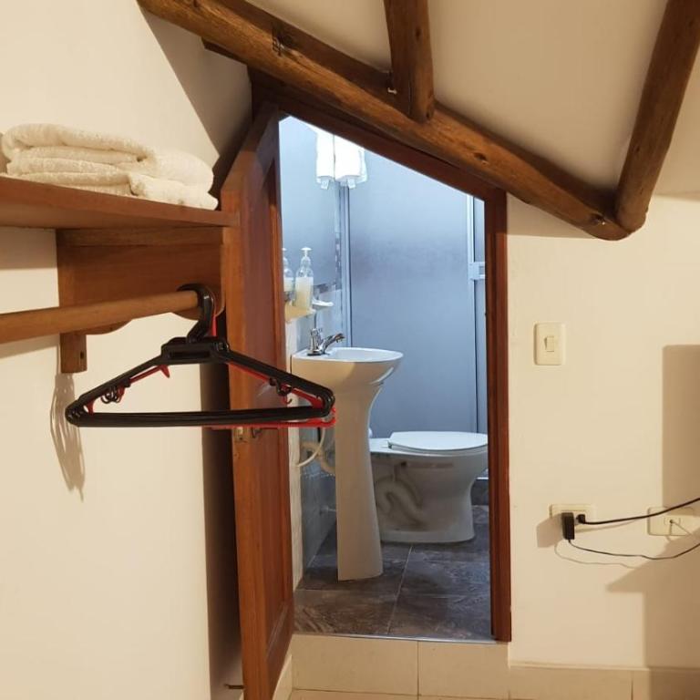 Hospedaje Villa Monica - Budget Double Room - 2