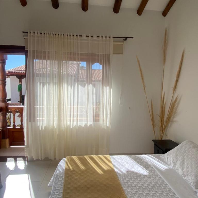 Hospedaje Villa Monica - Suite with Balcony - 3
