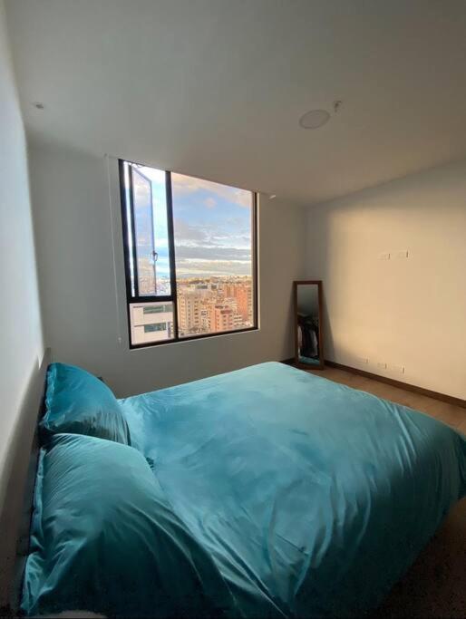 Moderna suite sector La Carolina - Apartamento de 1 dormitorio - 2