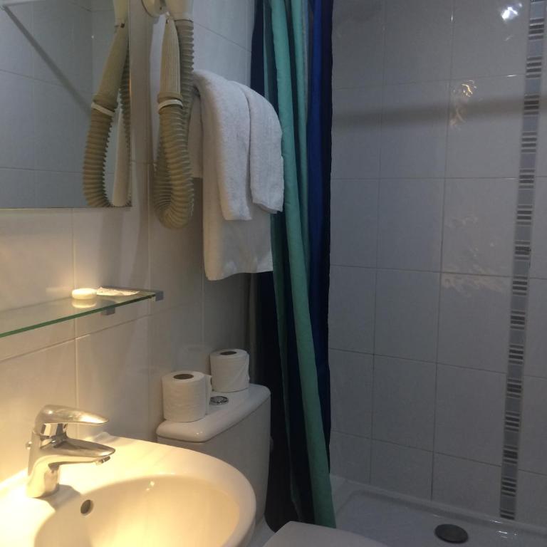 Hotel Cluny Sorbonne - Superior Double Room - Sorbonne View - 5
