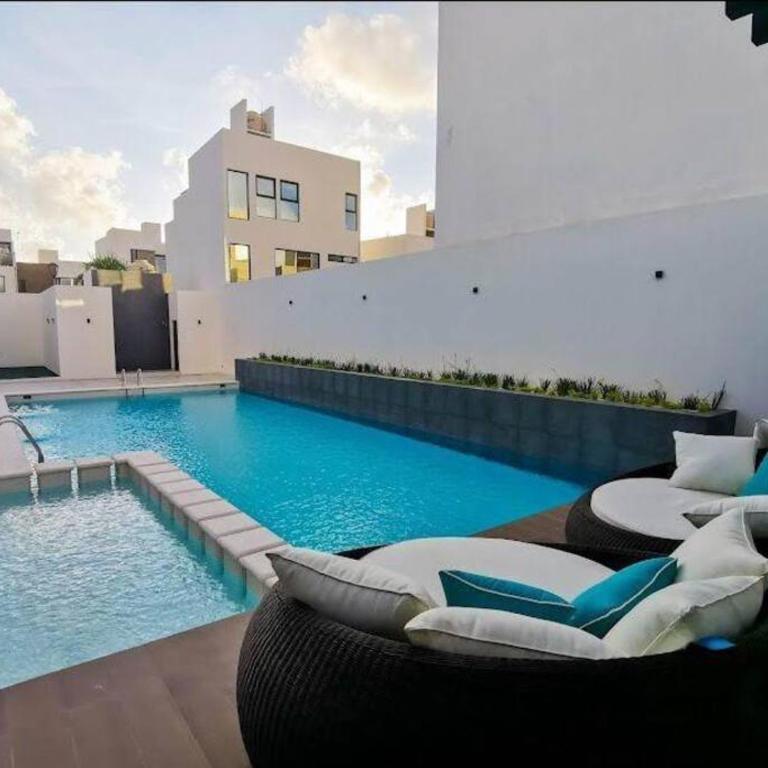 Hermosa Casa de 3 pisos en Condominio de lujo Playa del Carmen - Three-Bedroom Villa - 34
