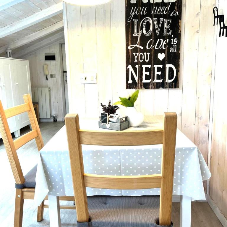 Il piccolo Loft nel cuore antico di Aosta - You & Me case vacanza - Monolocale - 6