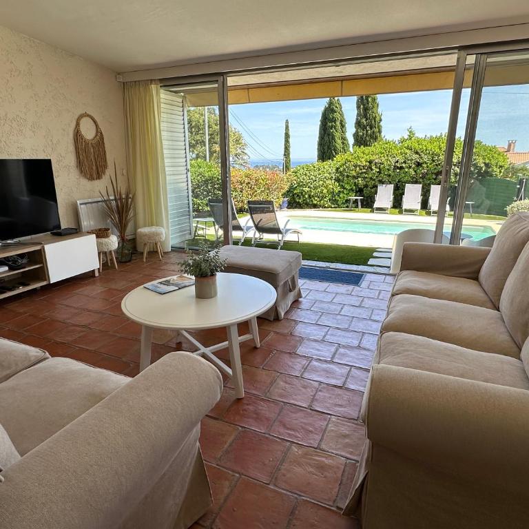 Villa MahJong Piscine Vue Mer Clim 6 adultes et 2 enfants - Villa - 13