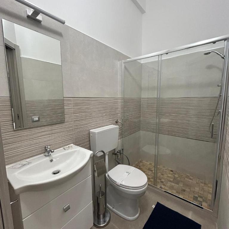 CASA DI ANGELA 2.0 - Camera Quadrupla con Bagno Privato - 7