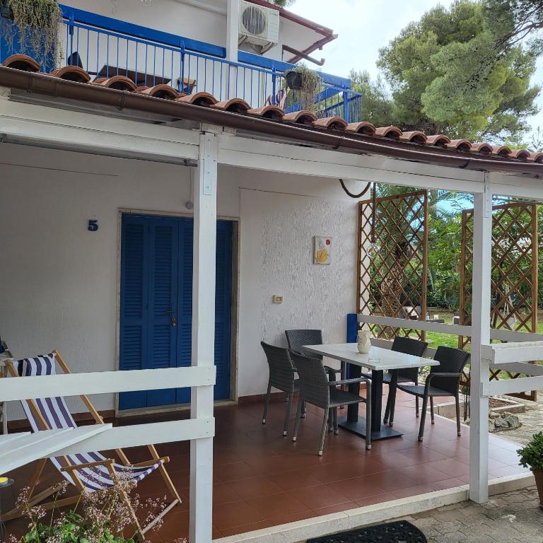 Appartamenti La Villa Peschici - Appartamento con Vista Giardino - 2