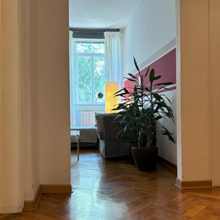Flat Belpoggio 13 - Appartamento con 2 Camere da Letto - 2