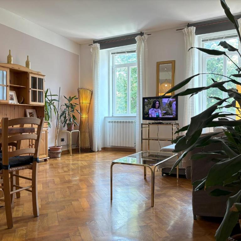 Flat Belpoggio 13 - Appartamento con 2 Camere da Letto - 1