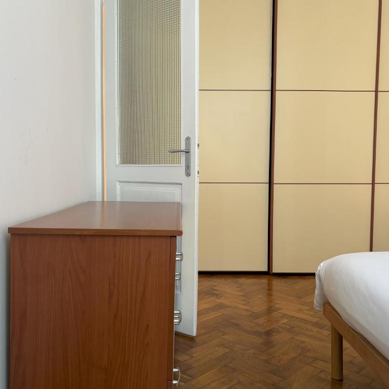 Flat Belpoggio 13 - Appartamento con 2 Camere da Letto - 18