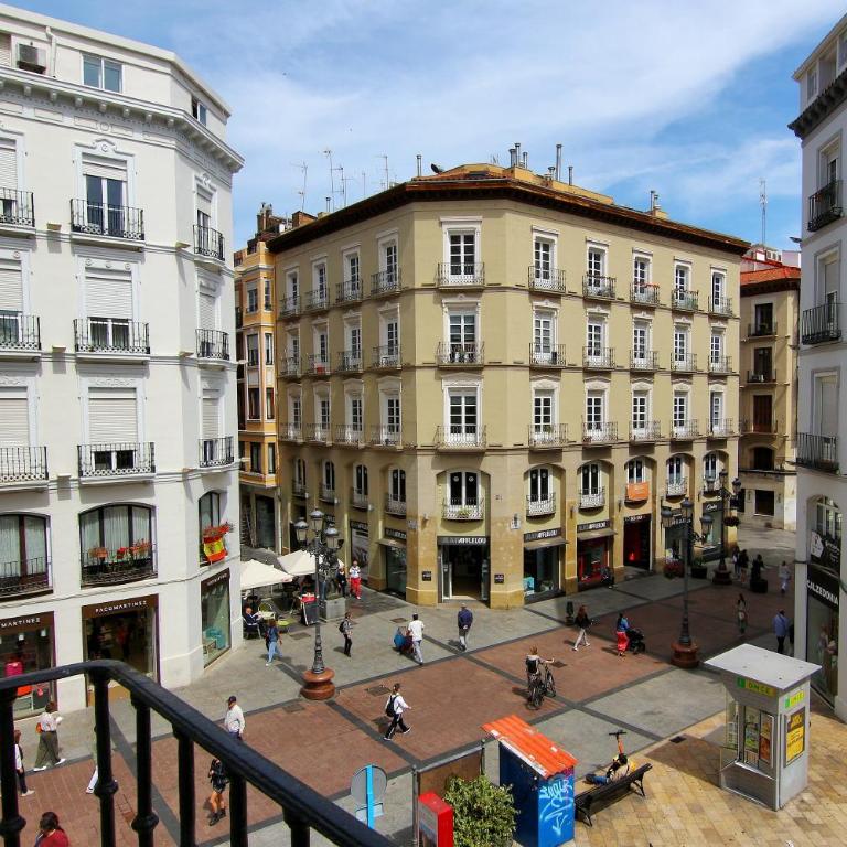 Apartamentos Almada - calle Alfonso - Plaza SAS - Apartamento de 2 dormitorios - 3