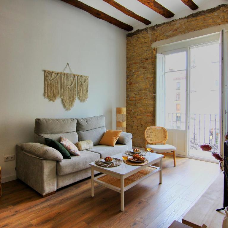 Apartamentos Almada - calle Alfonso - Plaza SAS - Apartamento de 2 dormitorios - 8