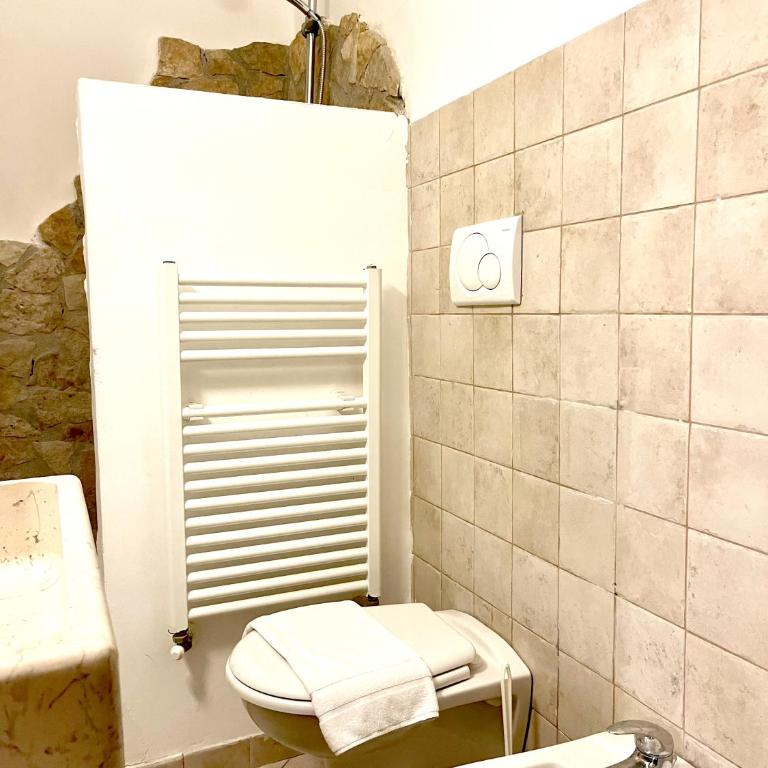 Residenza Collina Dei Pini - Piccolo Appartamento con 1 Camera da Letto e Terrazza - 5