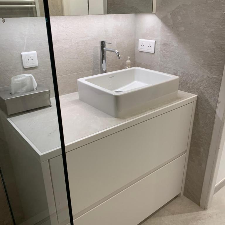 Les Lavandiers appartement rénové totale avec climatisation - Apartment mit 2 Schlafzimmern - 8
