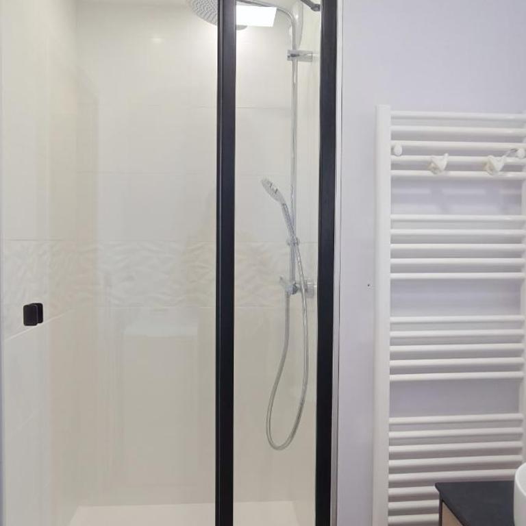 Grand Bleu 2 - Balcon sur l océan, piscine et parking - Apartment with Sea View - 21