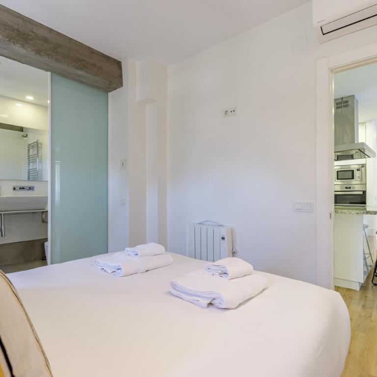 Six Apartments by Caleta Homes - Apartamento con balcón - 12