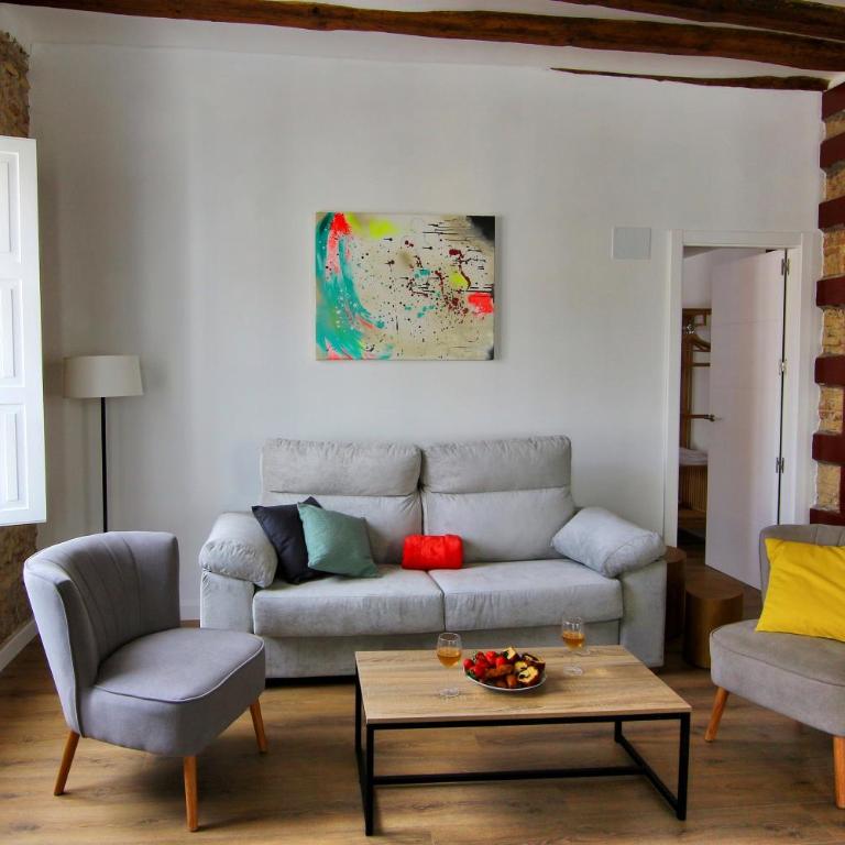 Apartamentos Almada - calle Alfonso - Plaza SAS - Apartamento Deluxe de 2 dormitorios - 3