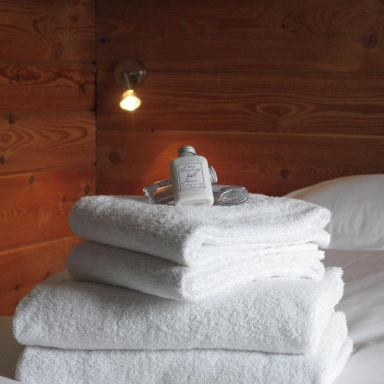 Orso Bianco Hotel & Chalet - Camera Matrimoniale con Vista Montagna - 6