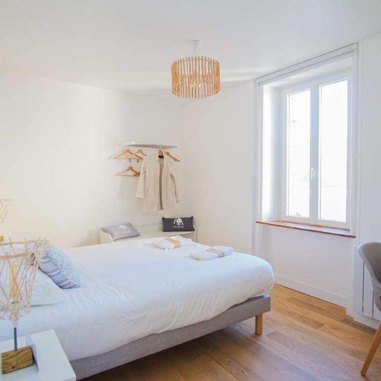 -PORTO- Elegant T3 avec vue sur la ville-close - Appartement - 4
