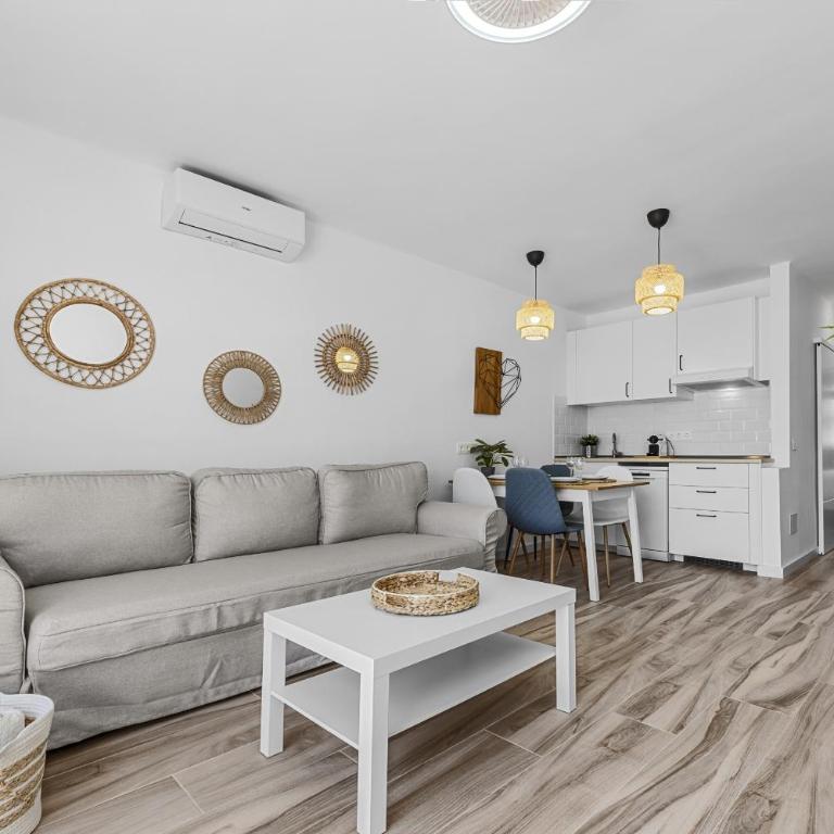 Casahost Arrocha Seaview - Apartment - 12