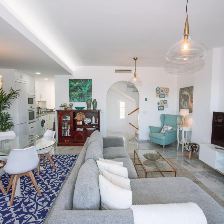 Precioso adosado con jacuzzi en Marina del Este - Casa de 3 dormitorios - 52