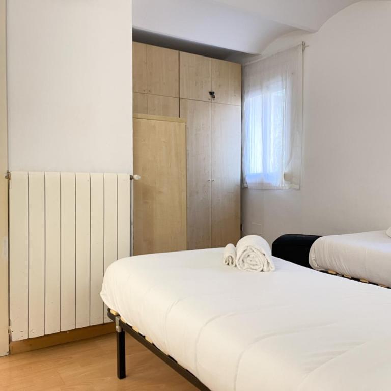 Duplex Lof in Gracia Downstair - Two-Bedroom Apartment - 17