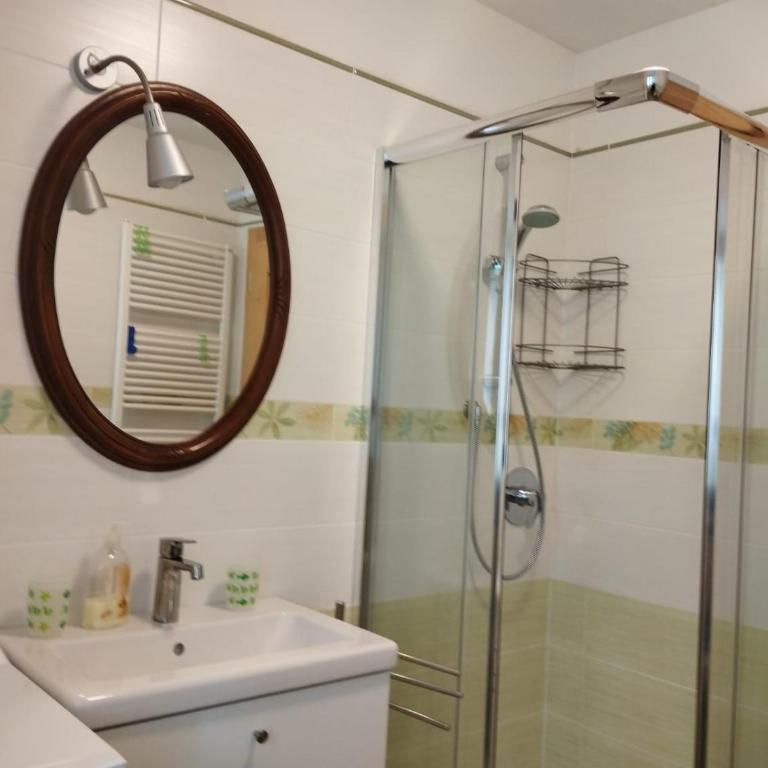 Villa Larici piano terra - Appartamento con 1 Camera da Letto - 8