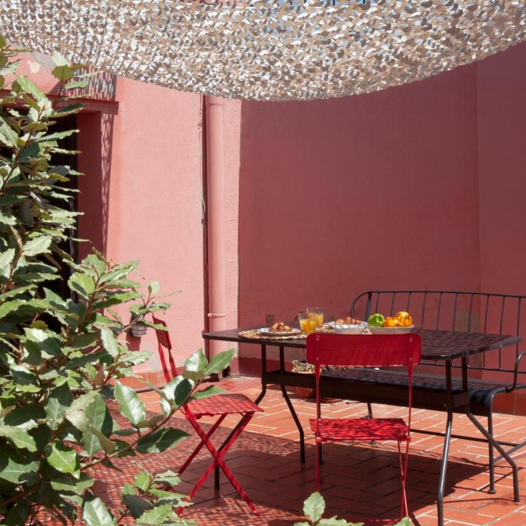 My Address in Plaza Real - One-Bedroom Apartment (2 Adults) - 11