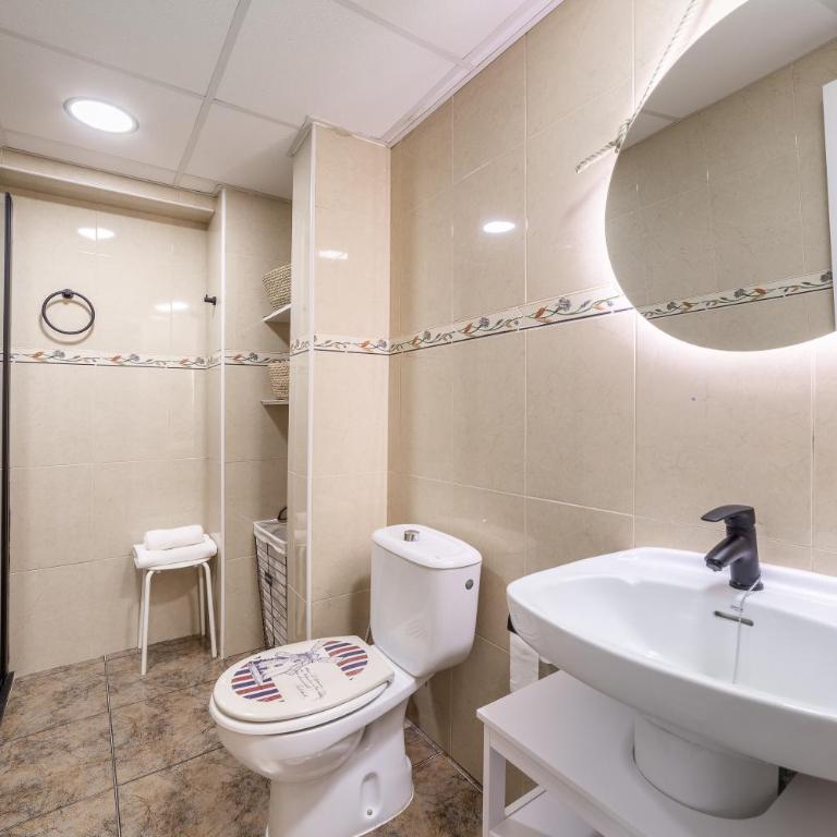 TrendyHomes Gaviotas, playa a un par de minutos andando y aire acondicionado - Two-Bedroom Apartment - 19