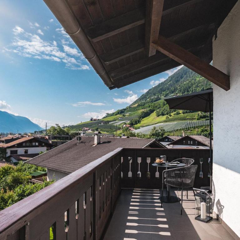 LUXE VISTA City Apartments Algund - Appartamento con 1 Camera da Letto, Balcone e Vista Montagna - 11