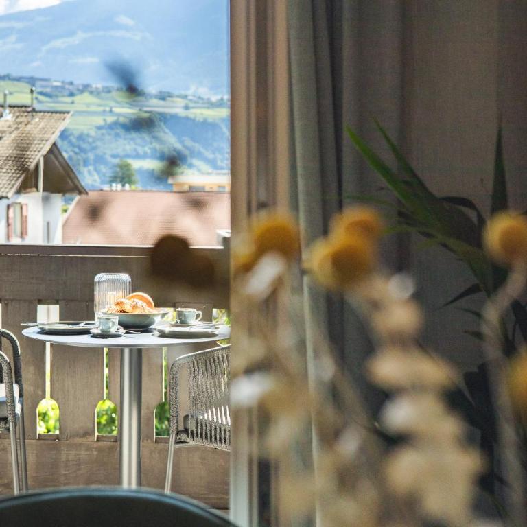LUXE VISTA City Apartments Algund - Appartamento con 1 Camera da Letto, Balcone e Vista Montagna - 7