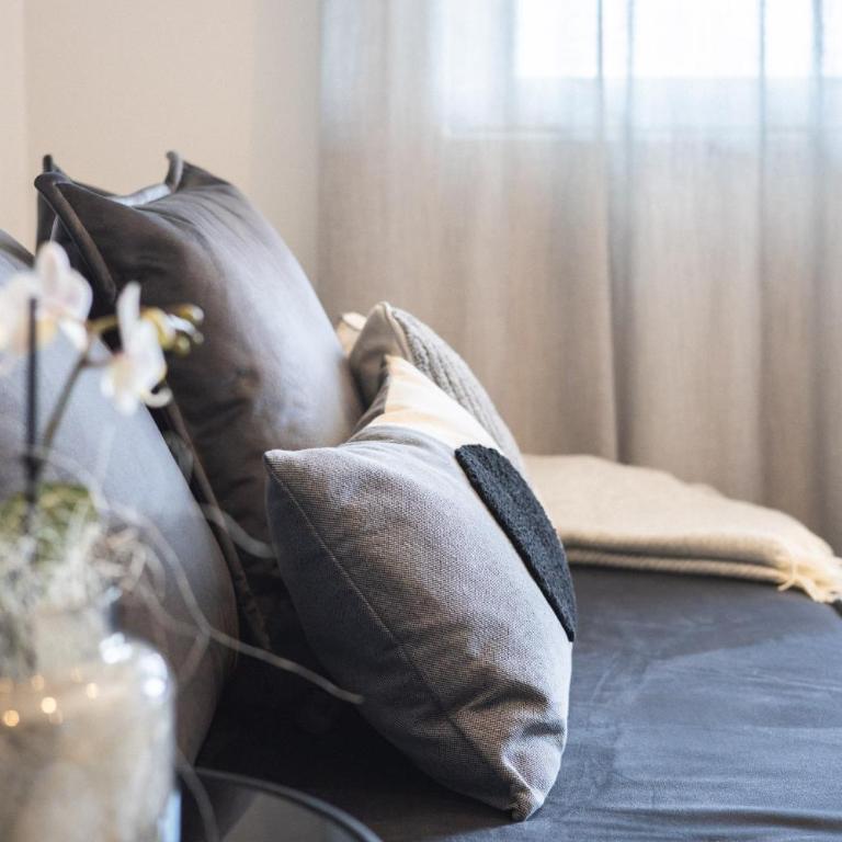 LUXE VISTA City Apartments Algund - Appartamento con 1 Camera da Letto, Balcone e Vista Montagna - 9