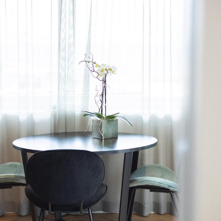 LUXE VISTA City Apartments Algund - Appartamento con 1 Camera da Letto, Balcone e Vista Montagna - 14