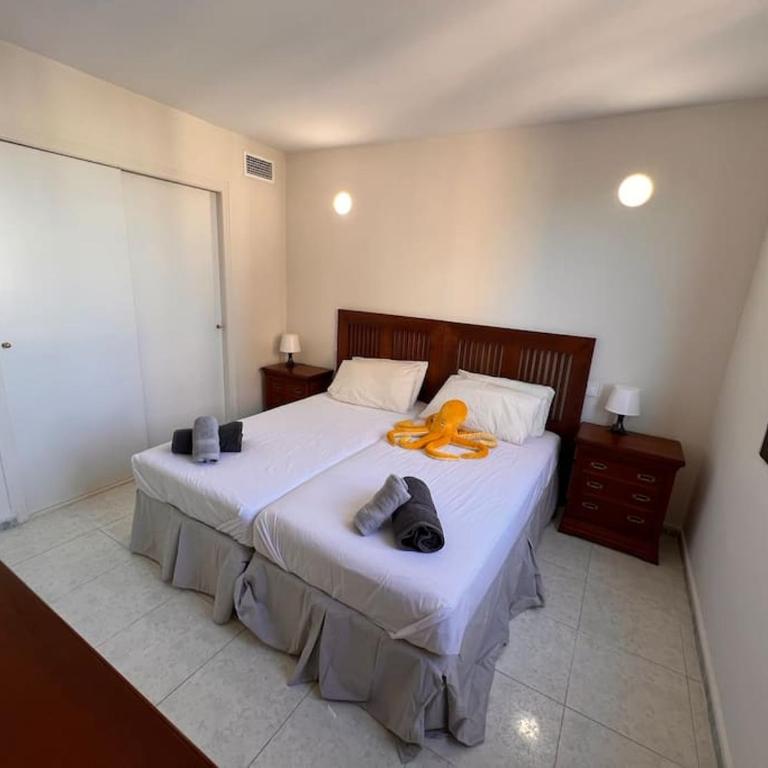 Fuengirola Puerto y Mar - Two-Bedroom Apartment - 13
