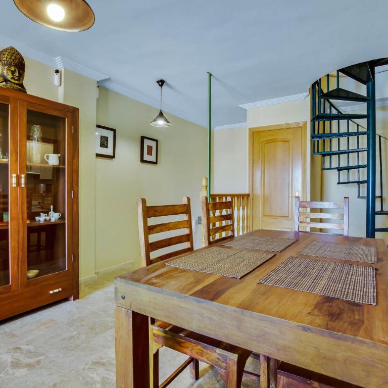 Marysol 32 By IVI Real Estate - Three-Bedroom Apartment - 21