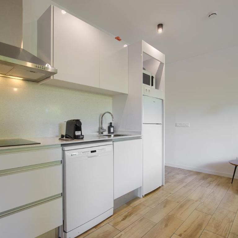 Arena 20 Suites - Apartment - 7