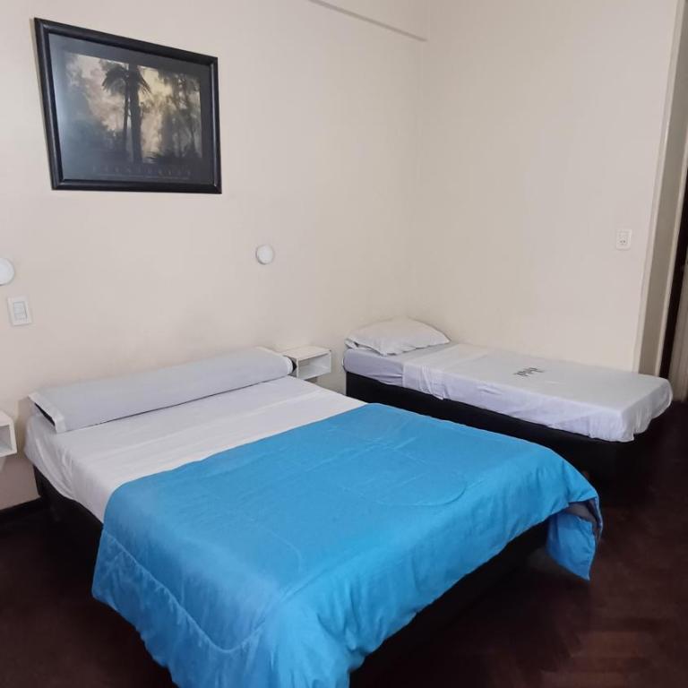 Hotel Litoral CERCA DE MOVISTAR ARENA - Habitación Triple con baño privado - 8