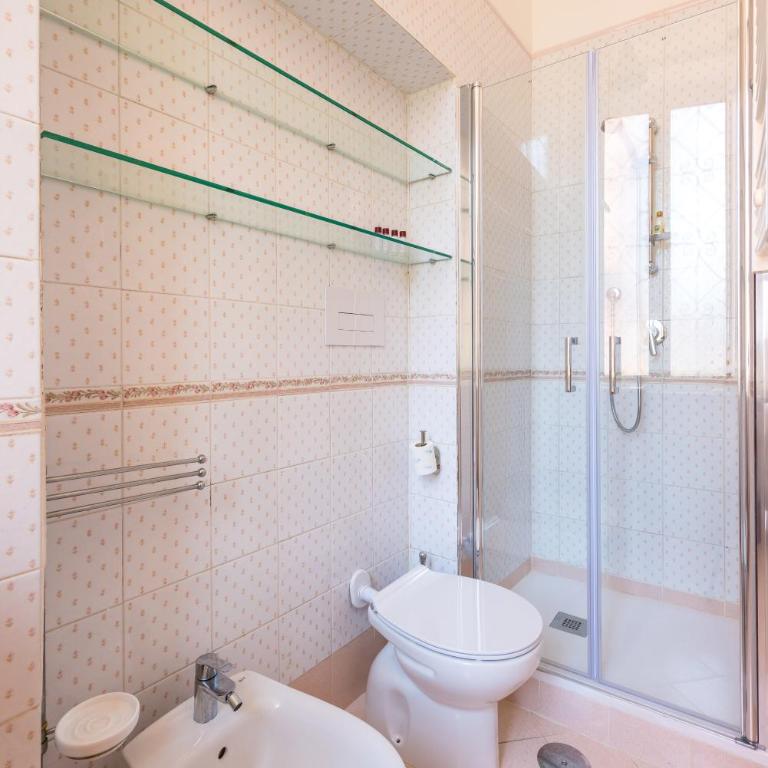 Smooth Vibes at Chiaia by NapoliApartments - Appartement 1 Chambre avec Balcon et Vue sur la Ville - 10