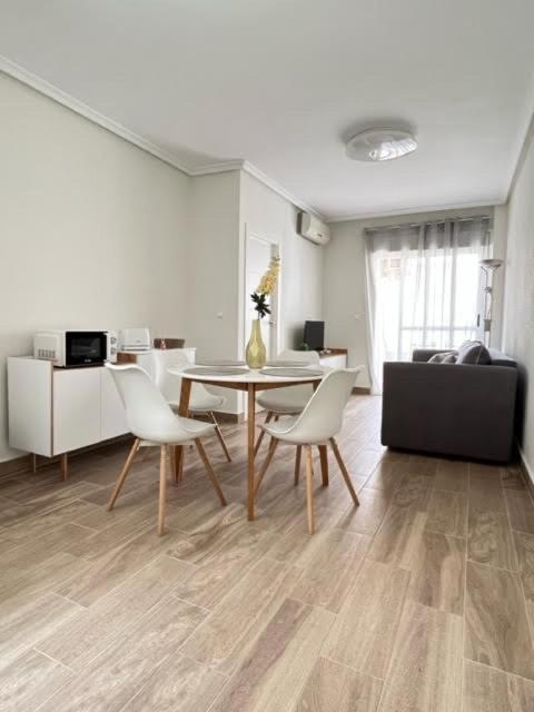 EB by ZANIS - Apartamento de 1 dormitorio - 2