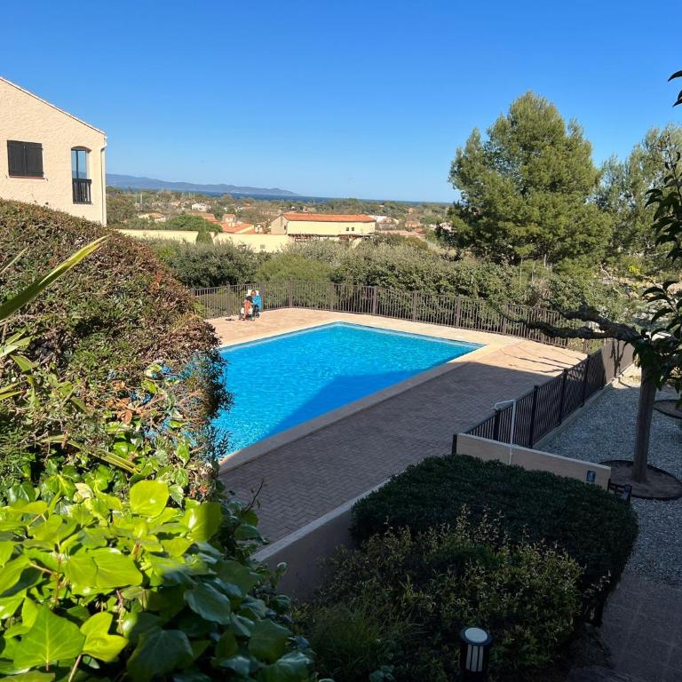 Grand Studio Avec Piscine Presqu'île De Giens - Appartement 1 Chambre - 2