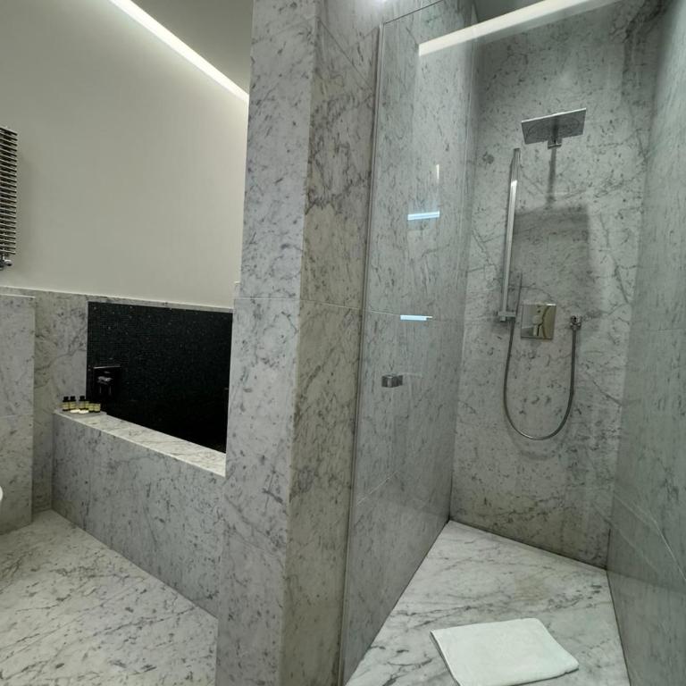 Delle Nazioni Milan Hotel - Camera King Deluxe - Dependance - 12