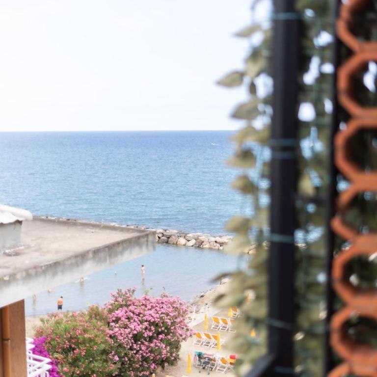 25trilocale Vista Mare e spiaggia Amazzonia style - Apartment mit 1 Schlafzimmer - 30