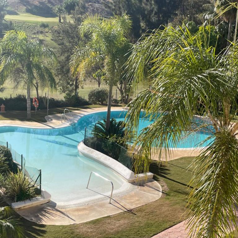Modern Sea & Golf View 2-Bedroom Apartment with Pool and Terrace in Mijas - Apartamento de 2 dormitorios - 27