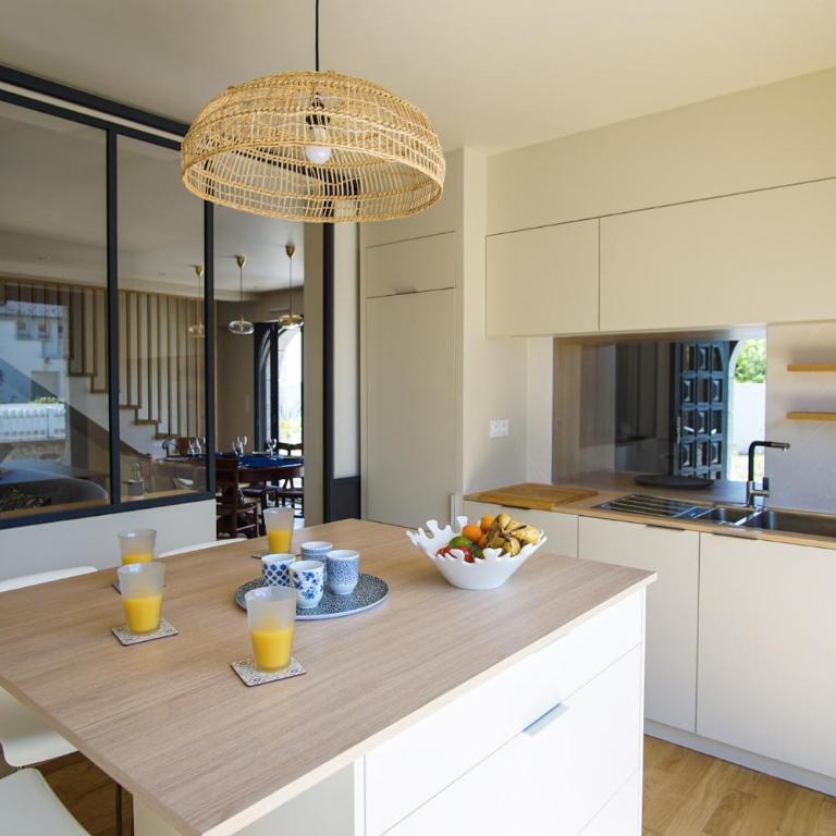 -TY AR MOR- Belle maison corniche a 150m de la mer - Maison de Vacances - 17