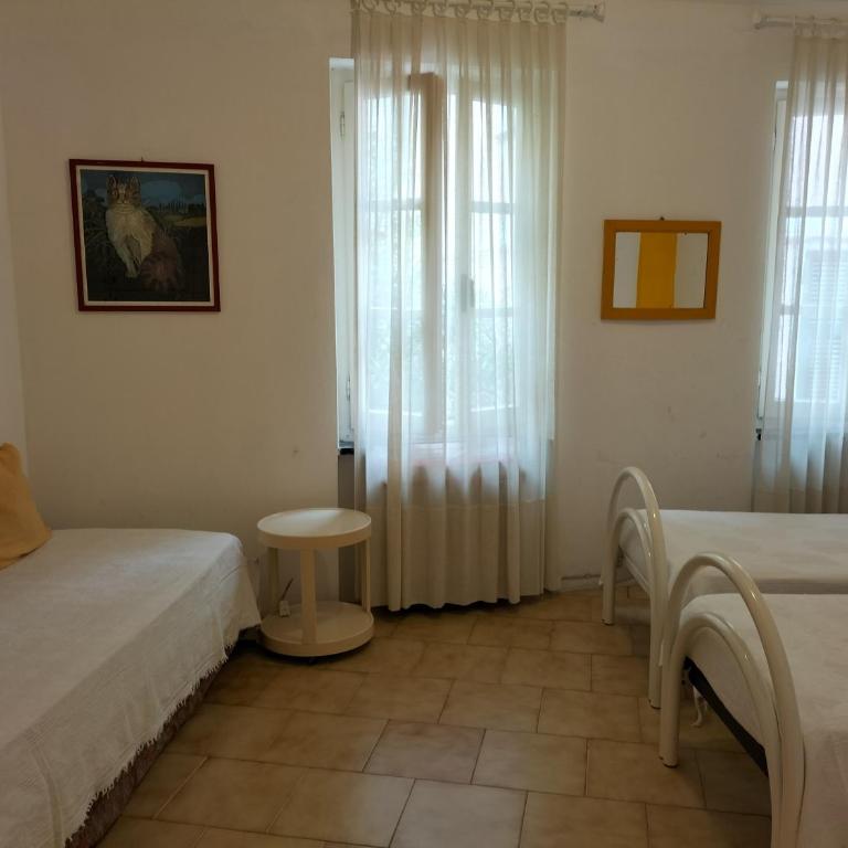 Basuetta Apt in historIcal center with AC - One-Bedroom Apartment - 7