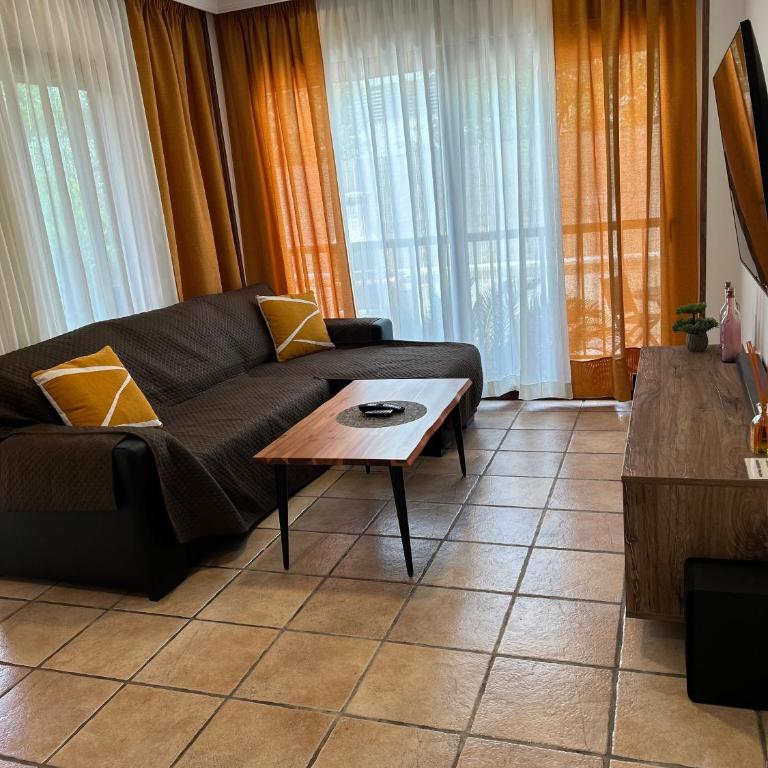 Albir Calle Pau Casals - Two-Bedroom Apartment - 14