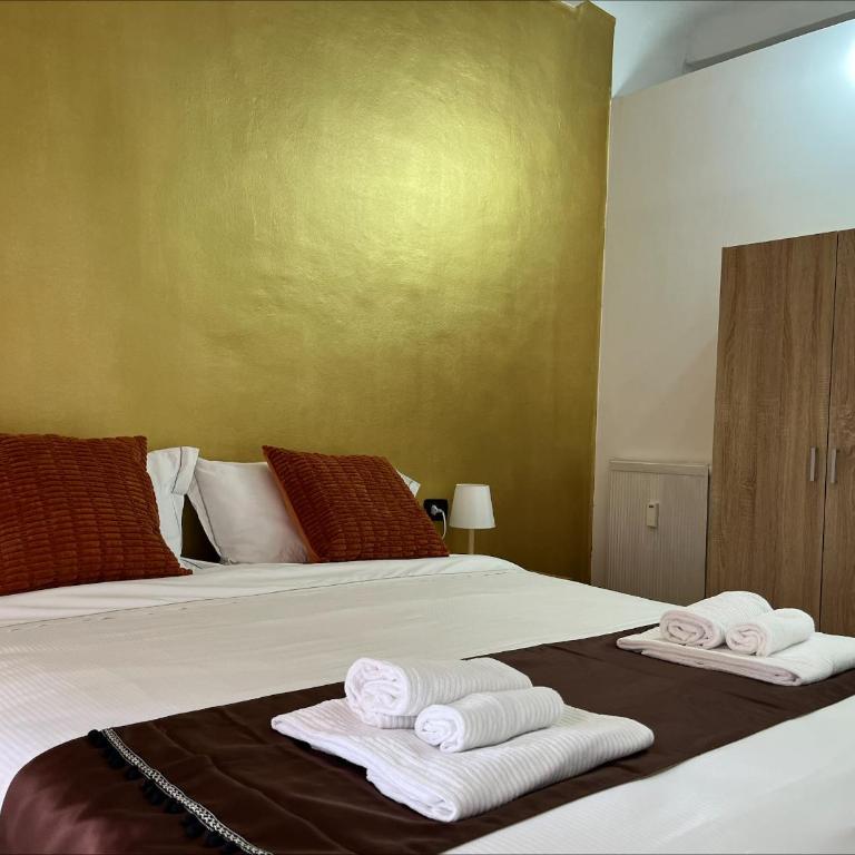 Genova Gold Rooms - Camera Matrimoniale con Bagno Privato - 4