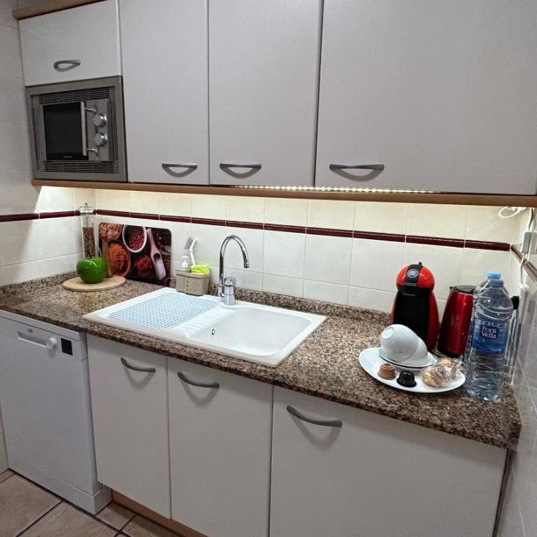 Albir Calle Pau Casals - Two-Bedroom Apartment - 22