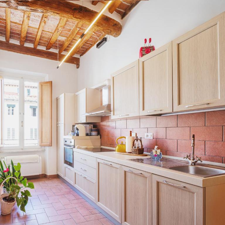 Michael's Home - Cozy apartment in the heart of Lucca - Casa Vacanze - 11