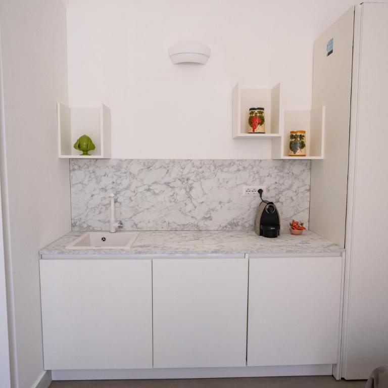 Dimora Martinez - Camera Matrimoniale con Bagno Privato - 4