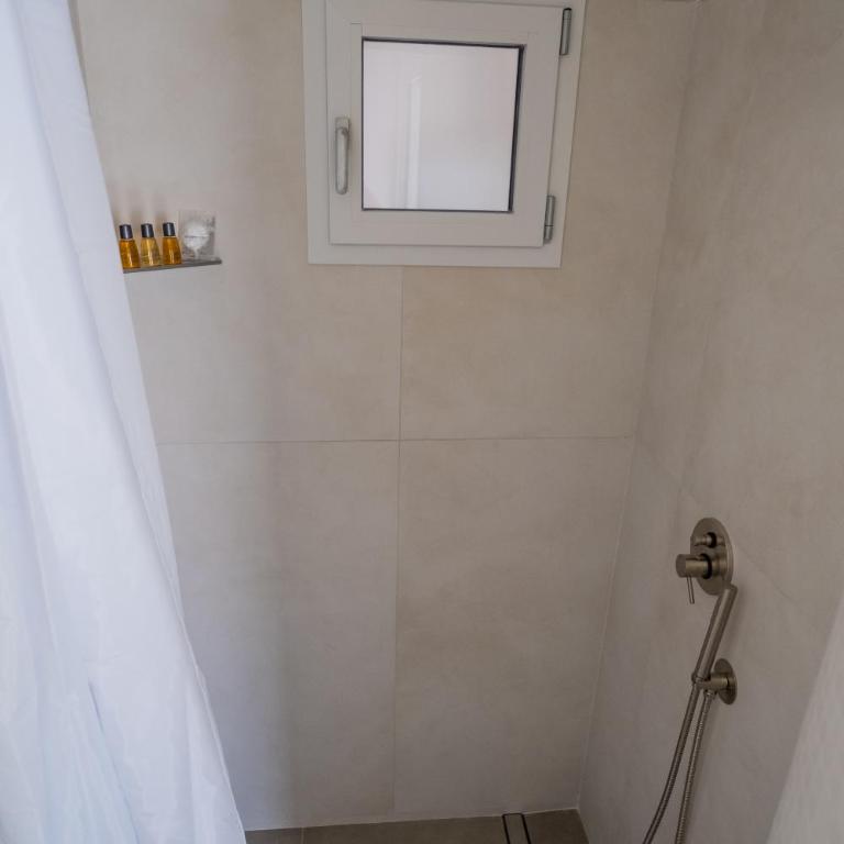 Dimora Martinez - Camera Matrimoniale con Bagno Privato - 5